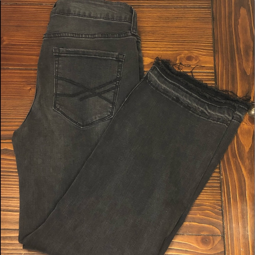 Aeropostale.Cropped Skinny Kick.